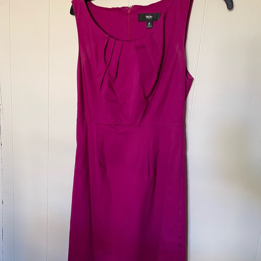 Pink business dress, mid thigh